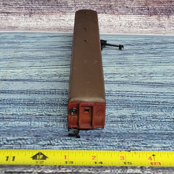 Vintage H.O scale Norfolk and Western US mail postage train car maroon and brown - Picture 8 of 16